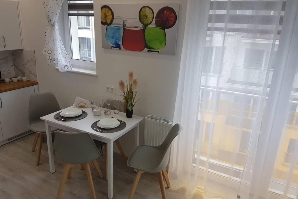 Komfortowy Nowoczesny Apartament Kustronia Z Garazem Balkonem Wanna Bielsko-Biała Exterior foto